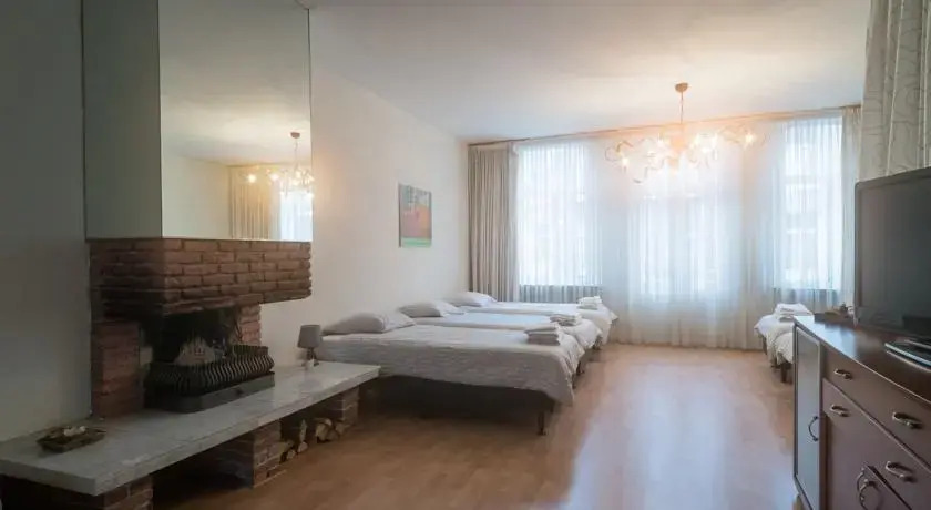 Studio Vondelpark Adjacent Eerste Helmersstraat