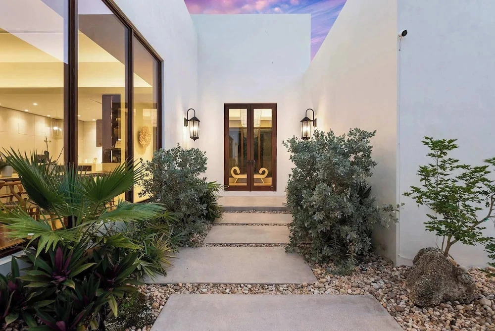 Villa Maroc by Rove Travel Luxury Oasis w/ Pool