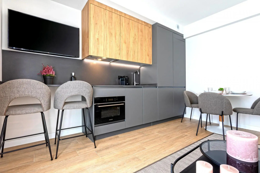 Apartment Adapted for Disabled With 2 Terraces Pool and Parking Arruzafa IV