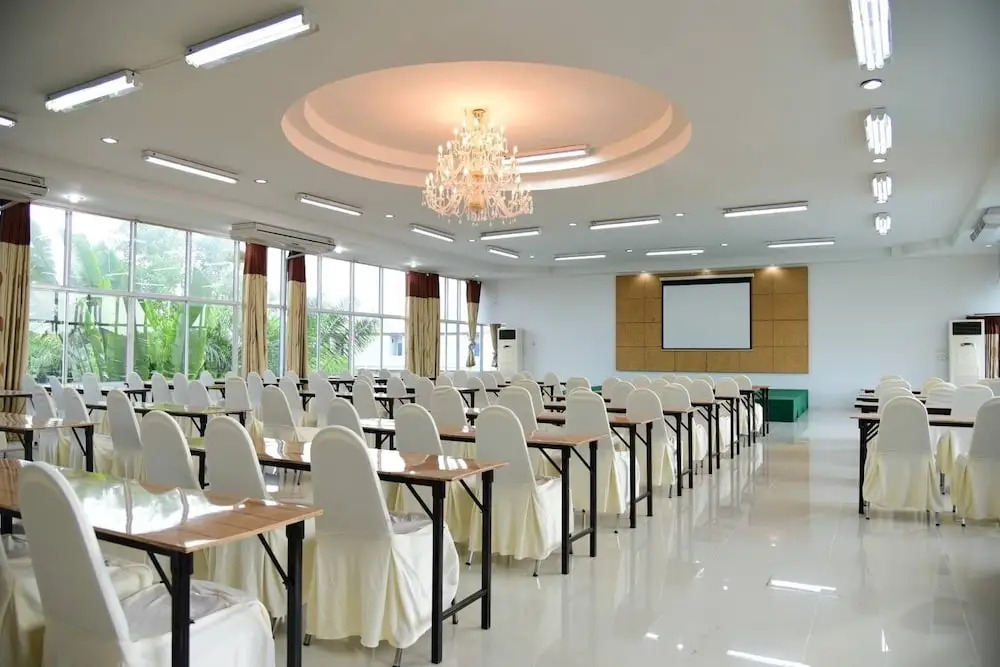 Tuscany hotel by skypark