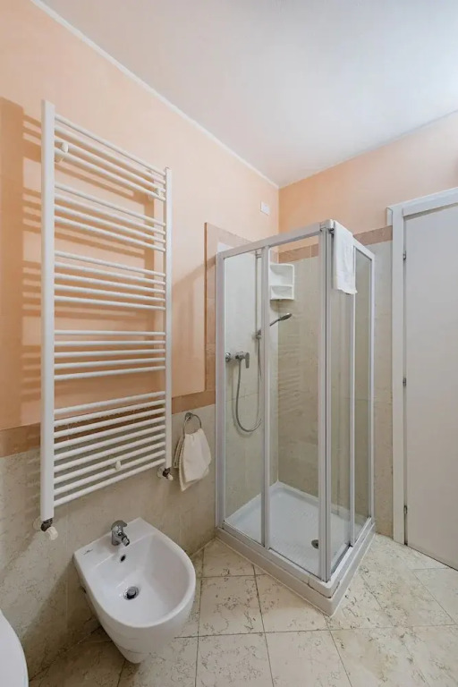 Residenza Miralago - 24 Clodia - Locazione BK