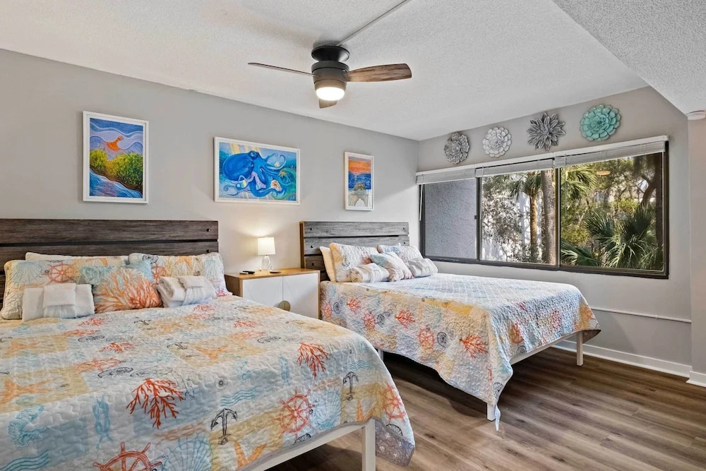 Walk to Coligny Beach Park: Coastal Oasis w/ Pool