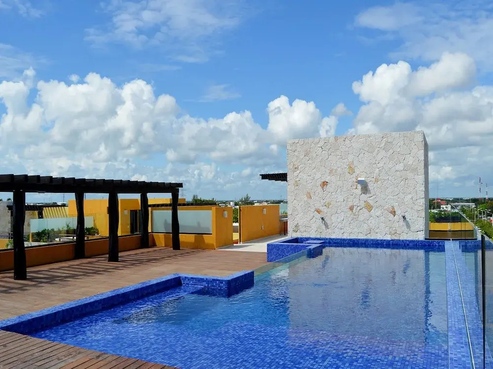 Lunada Apartments
