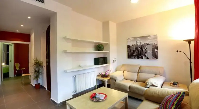Reino de Valencia Apartments