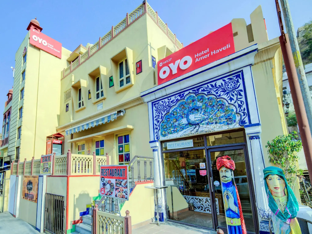 OYO Flagship 14537 Hotel Amer Haveli
