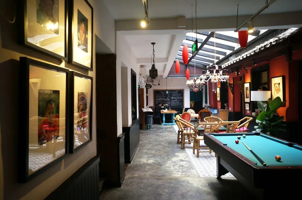 POSHPACKER - Chengdu Mix Hostel - Cicada Zen Yard