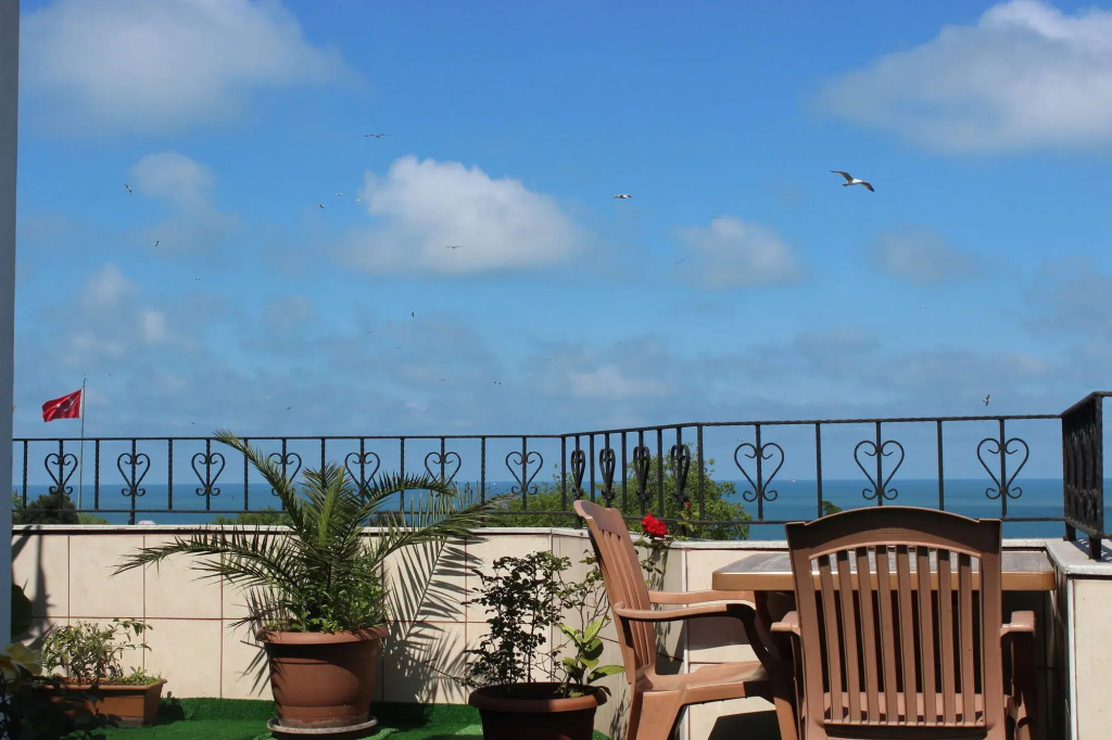 Nazar Hotel