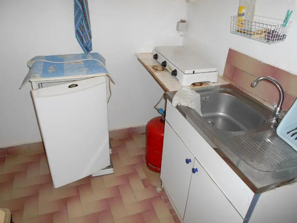 Appartement d'une chambre a Pointe Noire a 10 m de la plage avec vue sur la mer terrasse et wifi