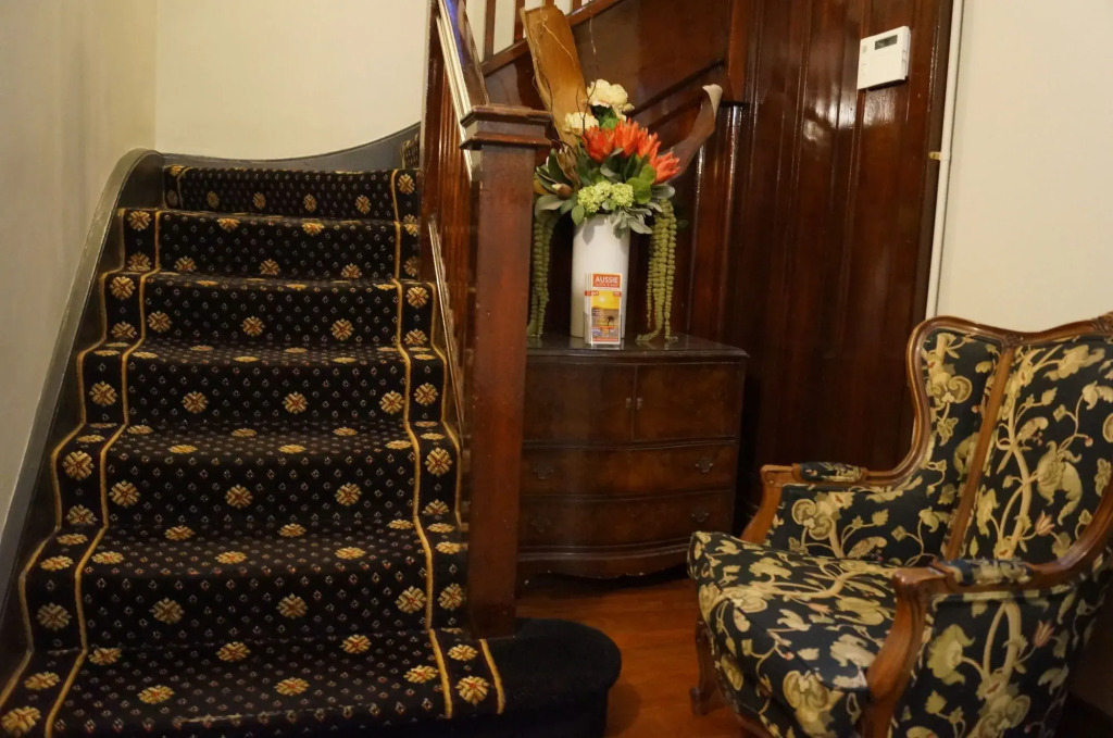 Royal Exhibition Hotel