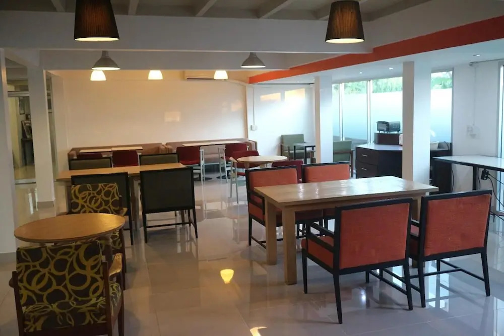 L42 Hostel Suvarnabhumi Airport