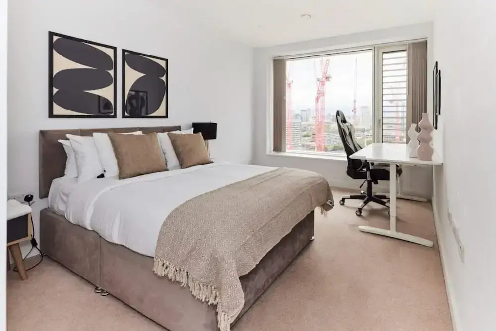 The Elephant and Castle Escape - Cozy 2bdr Flat With Parking Balcony
