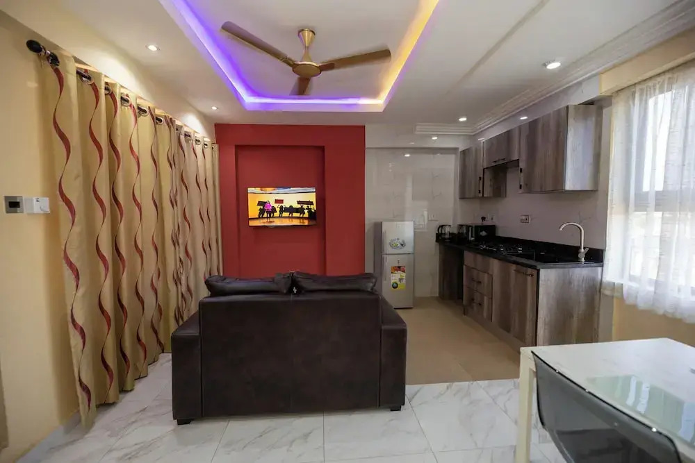 1 Bed Furnished Apartment - Wifi, Aircon, Security