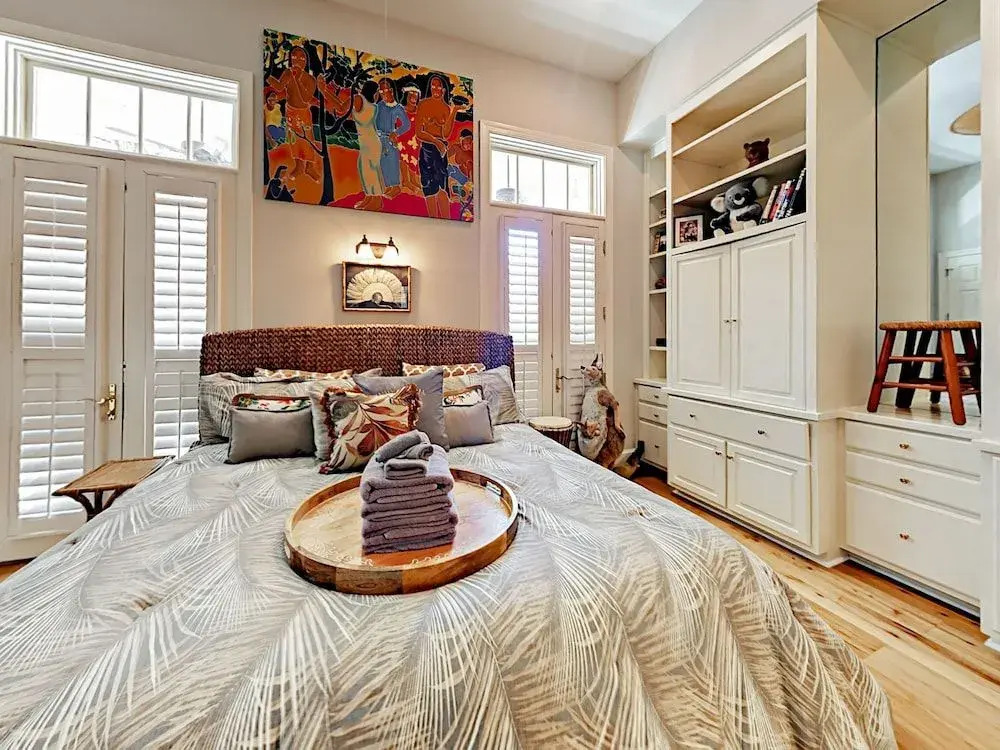 8 Mizzenmast Court Home 4 Bedrooms 4.5 Bathrooms Home