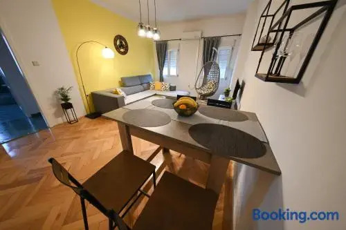 Zara Apartment