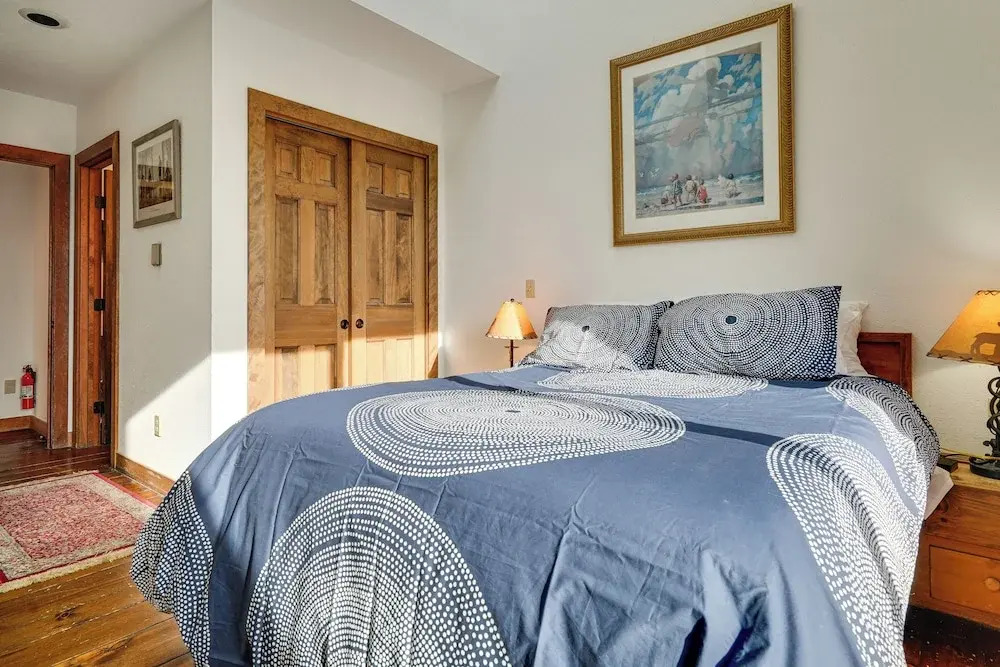 Near Okemo & Killington: Home w/ Sauna & Fireplace