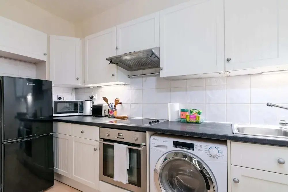 Homely Apartment near Olympia by GuestReady