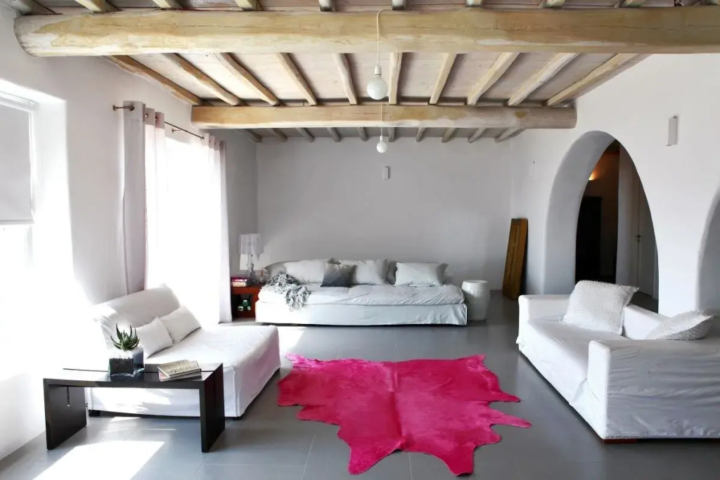 Villa DeLucien