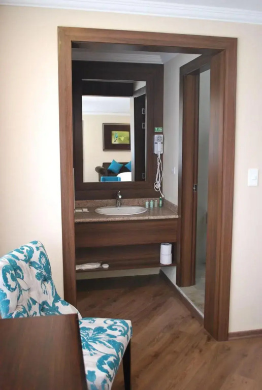 Quindeloma Art Hotel & Gallery