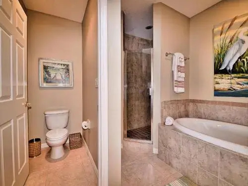 Harborview Grande 703