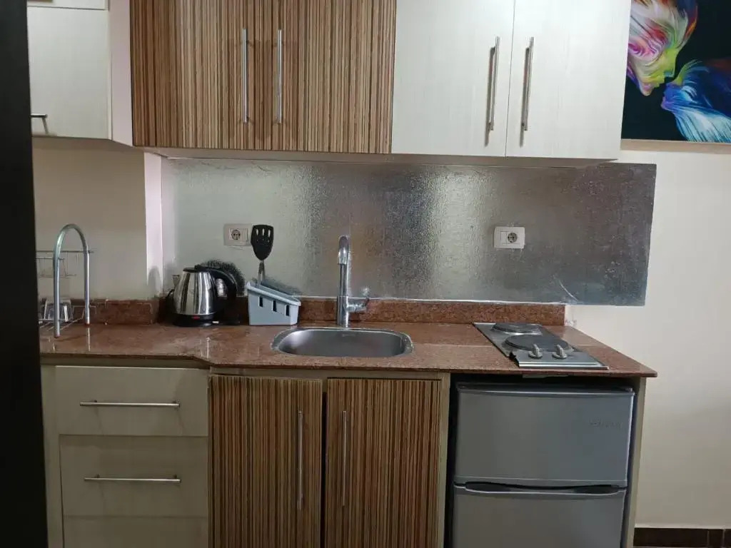Family apartment by the sea 5