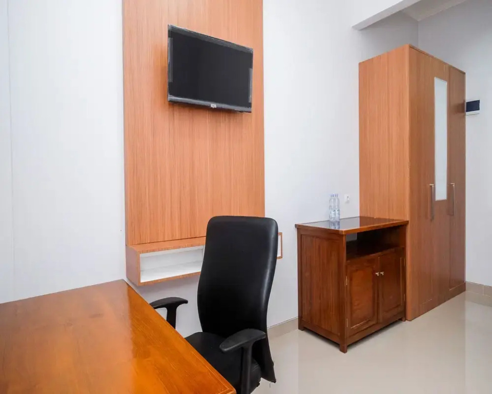 Urbanview Syariah Loji Arum Stasiun Klaten by RedDoorz