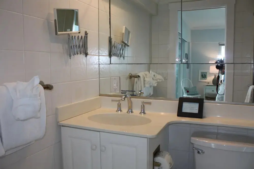 Jamaica Royale T31 - 2 Br Condo