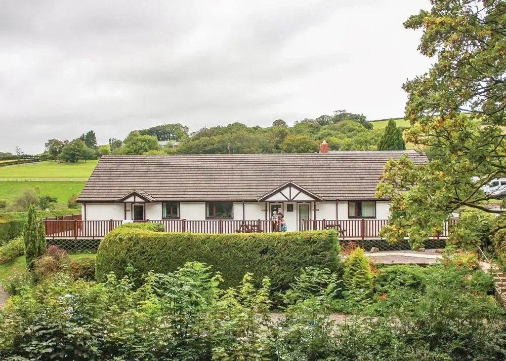 Avalon Cottages