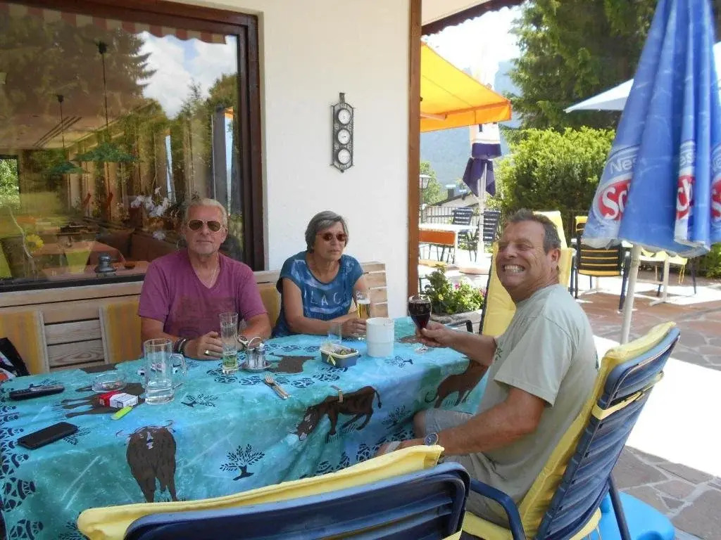 Pension Alpina