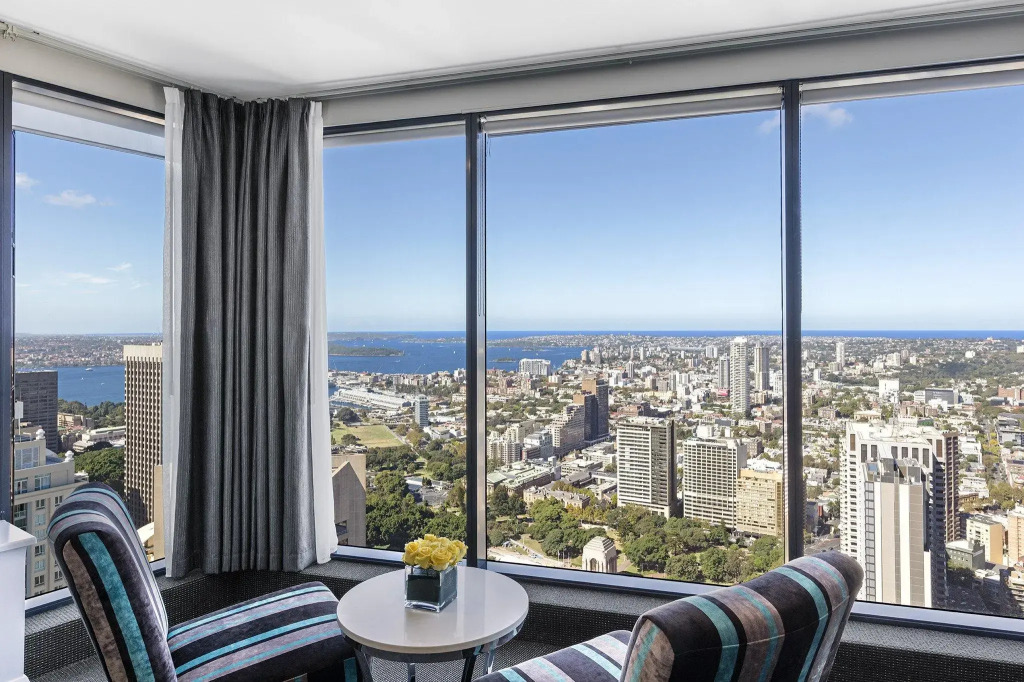 Meriton Suites World Tower, Sydney