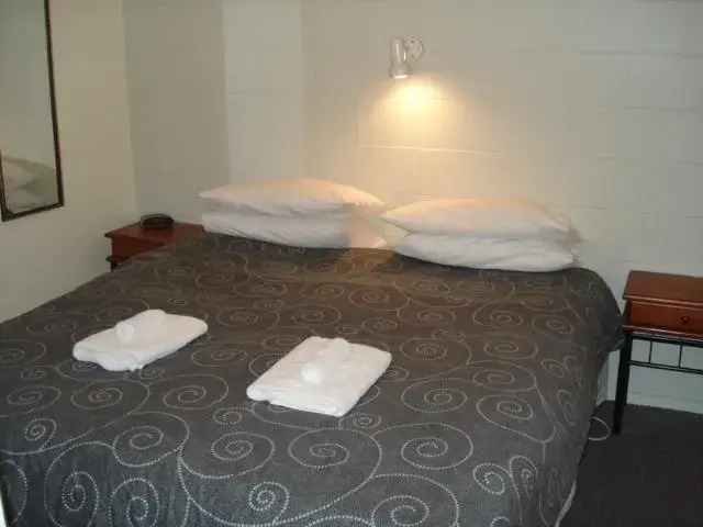 La Rive Motel