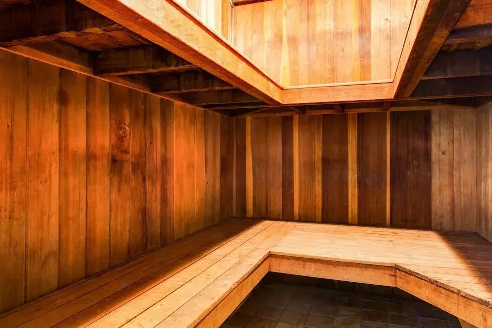3BR 2BA Cozy Park City Condo by RedAwning