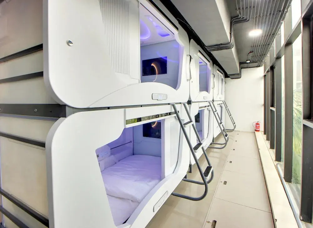 Hotel Astropods Airport, Mumbai