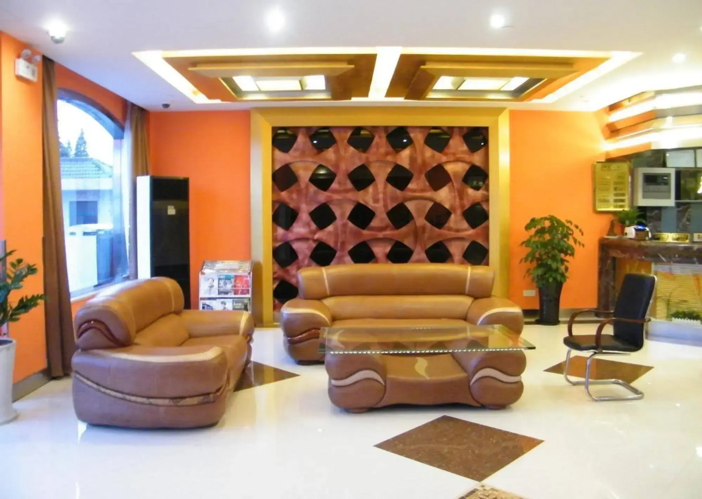 Shanghai Chenyi Hotel