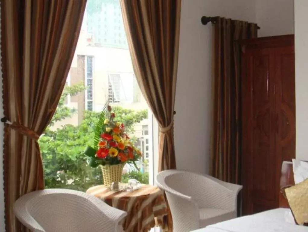 Golden Beach Hotel