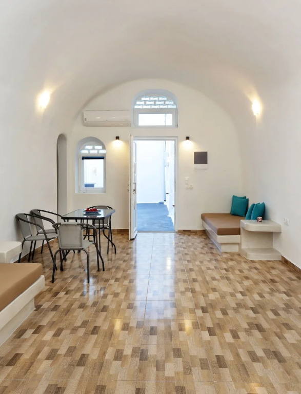 Church and Cave - Santorini Private Residences