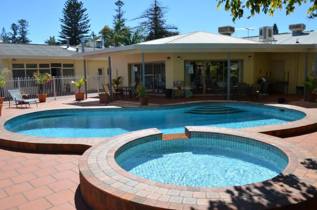 Glenelg Motel