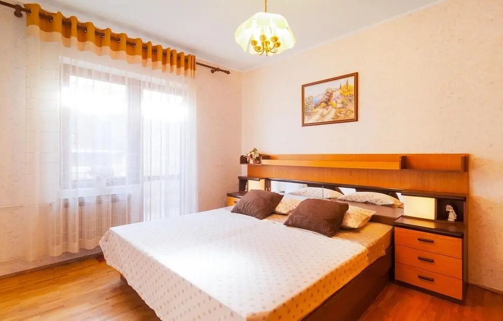 Beautiful Home In Pucisca With House Sea View