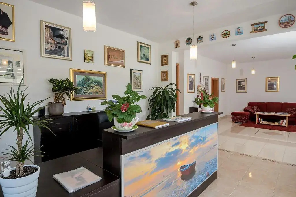 Apartments Vila Adrijana and Fitness Studio Wolf