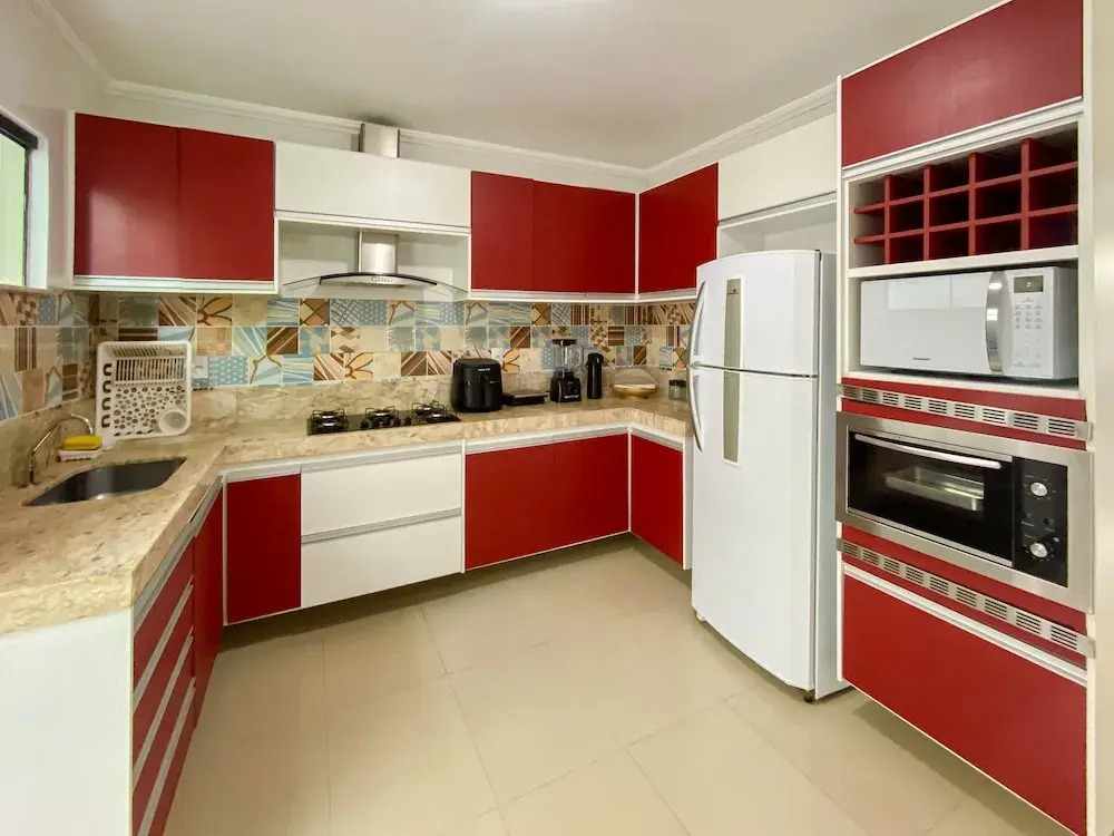 Casa com 2 suítes praia de Taperapuã