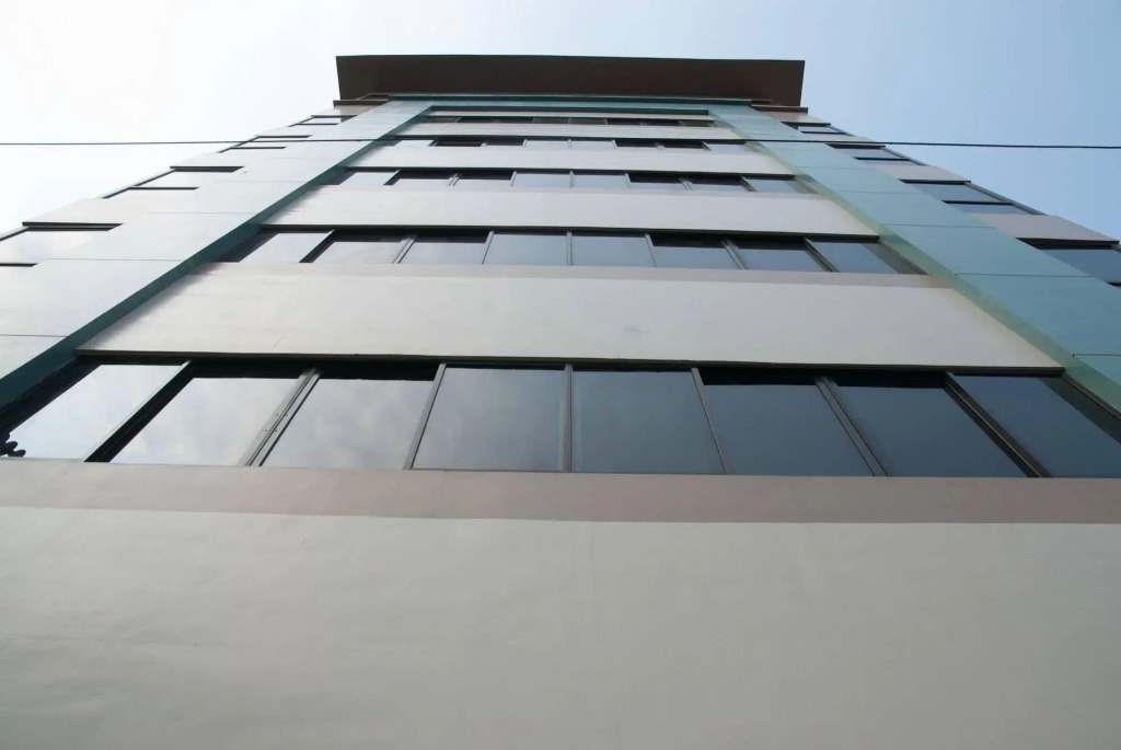 M Suites Hotel