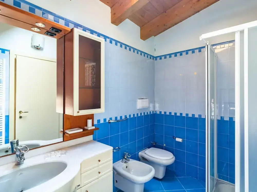 Modern Salo Flat With Pool