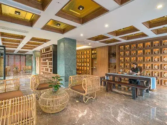 Wuyun Fengsheng Holiday Hotel