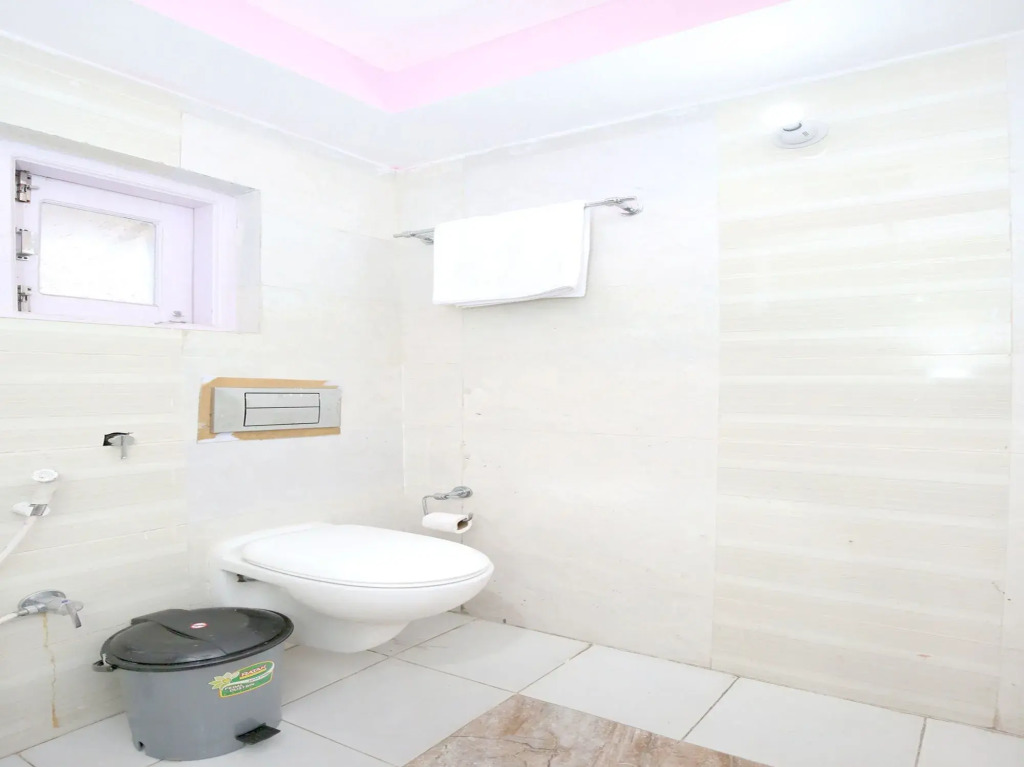 OYO Home 10980 2BHK Shady Edge Kaithu