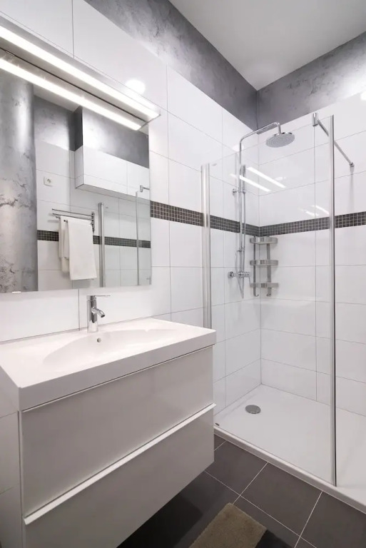 Apartment Aspalathos Centar - Split city center, a few minutes walking distance to the UNESCO Palace, parking lot in front of the apartment