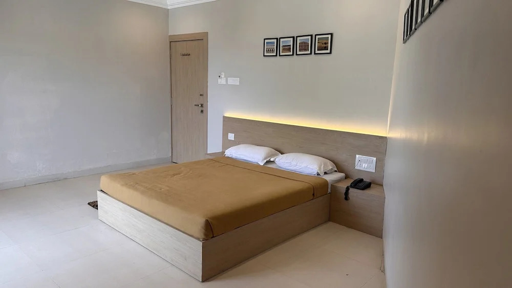 Hotel Unnati