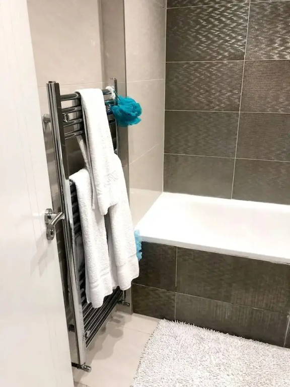 Apartment With 2 Bedrooms in Greater London, With Wonderful City View, Balcony and Wifi