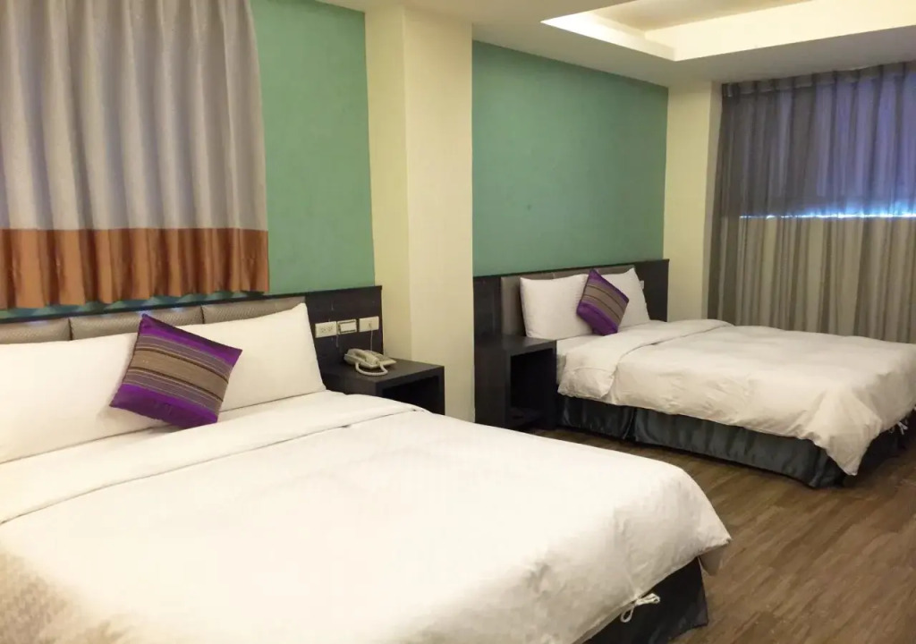 Jinbao Hotel