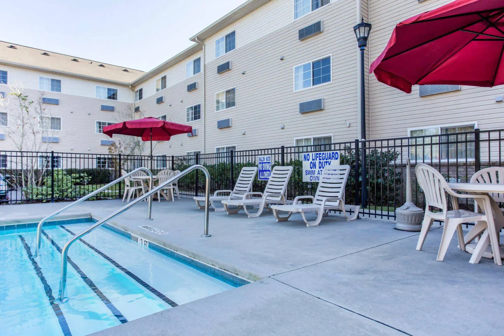 Suburban Extended Stay Hotel North - Ashley Phosphate