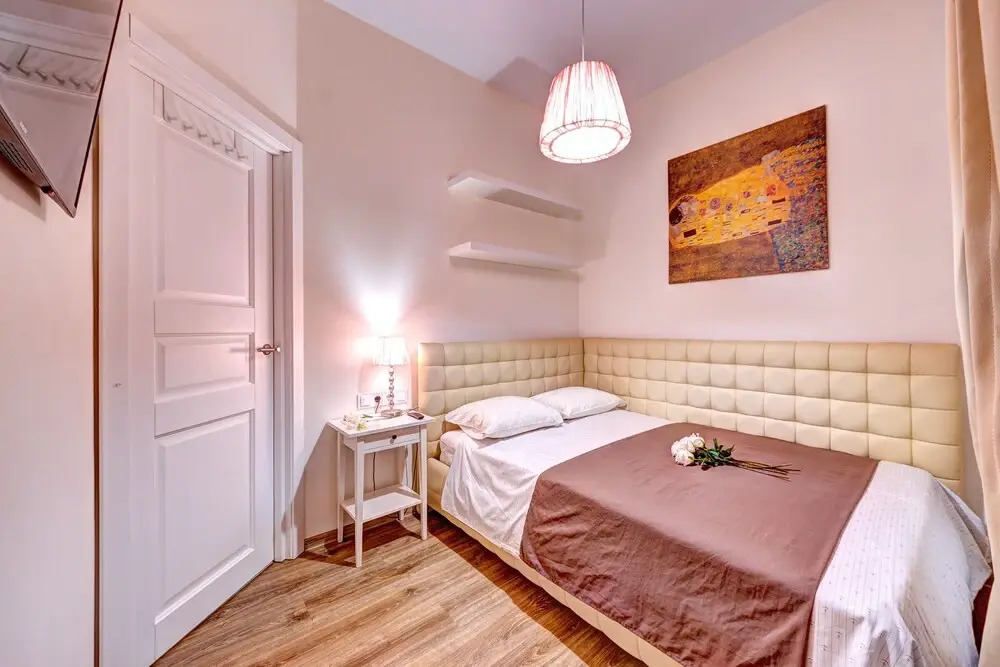 Apartment Anri Barbusa 53-105