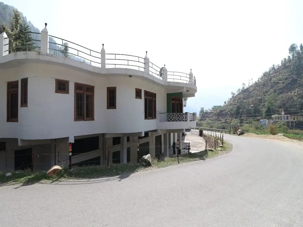 Himalayan Hill Crest Resort by OYO Rooms